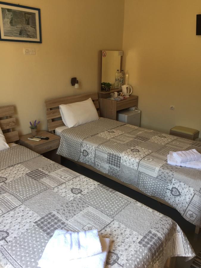 Platanos Rooms アギア・マーリナ エクステリア 写真